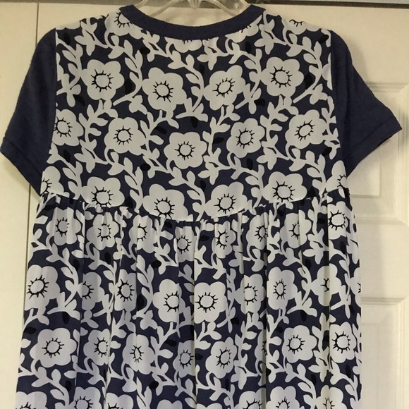 Loft mixed media top. Like new. - Picture 1 of 3
